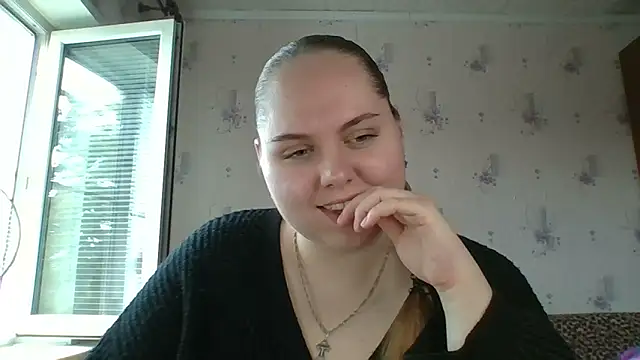 Snapshot of SoftHypnose chatting on June 19, 2026, 8:20 am SoftHypnose online show from June 19, 2026, 8:20 am