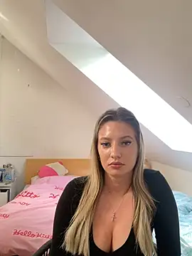 Evelina Nelson online show from June 16, 2026, 4:40 pm