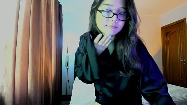 milana marttt online show from June 5, 2026, 6:52 am