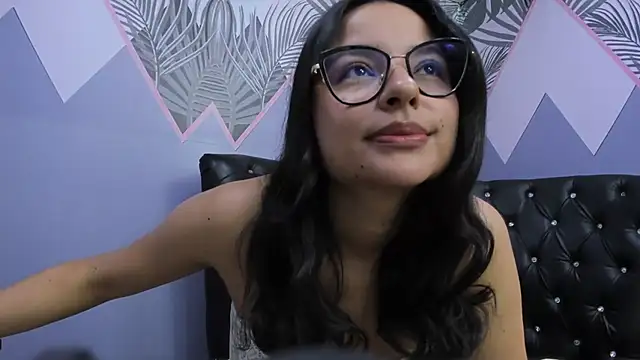 AuroraGreyy online show from July 3, 2026, 11:39 am