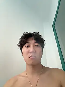Snapshot of YourBadboy718 chatting on June 21, 2026, 10:43 am YourBadboy718 online show from June 21, 2026, 10:43 am