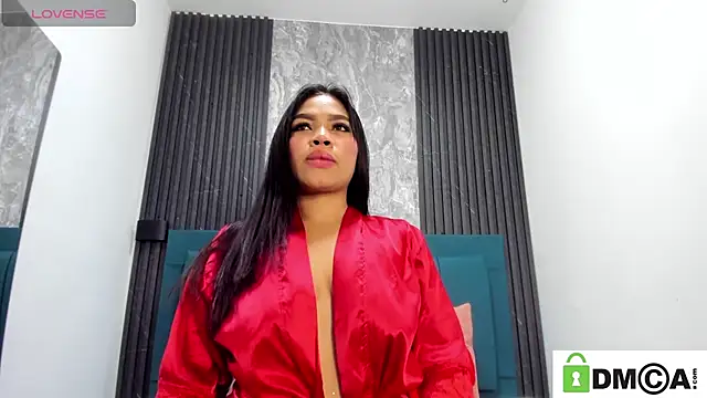 Snapshot of charlotte_lux1 chatting on May 26, 2026, 11:41 am charlotte lux1 online show from May 26, 2026, 11:41 am
