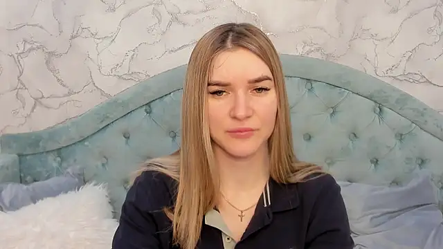 RoxyReignn online show from May 26, 2026, 11:36 pm