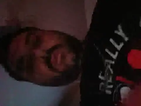 Snapshot of EzE369mgm chatting on May 30, 2026, 5:25 am EzE369mgm online show from May 30, 2026, 5:25 am