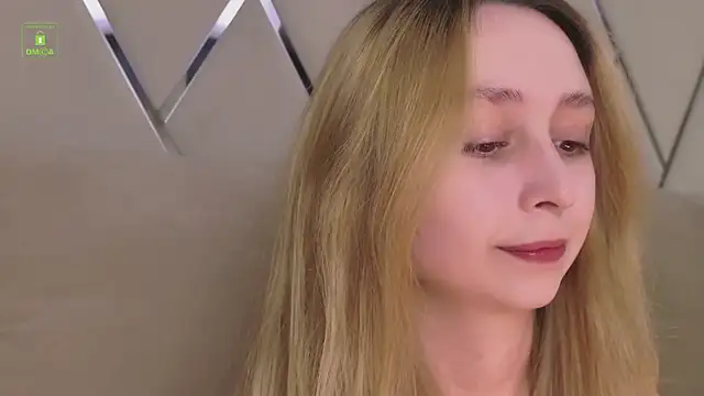 RachelVacsler online show from June 26, 2026, 9:42 pm