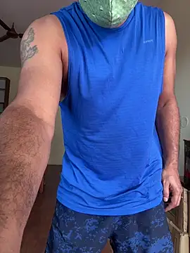 Snapshot of syntaxbear chatting on July 18, 2026, 8:01 am syntaxbear online show from July 18, 2026, 8:01 am