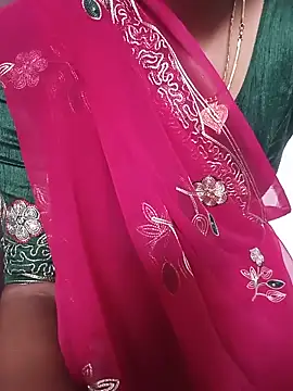 Snapshot of ShilpaSharma chatting on June 18, 2026, 2:43 am ShilpaSharma online show from June 18, 2026, 2:43 am