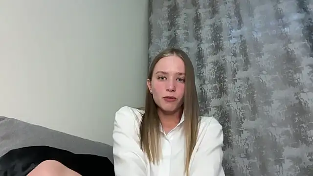 Snapshot of DanikaMory chatting on May 26, 2026, 1:09 pm DanikaMory online show from May 26, 2026, 1:09 pm