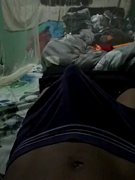 Snapshot of twink_lar chatting on July 1, 2026, 3:45 pm twink lar online show from July 1, 2026, 3:45 pm