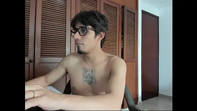 Snapshot of SrIncognito666 chatting on June 15, 2026, 8:30 pm SrIncognito666 online show from June 15, 2026, 8:30 pm