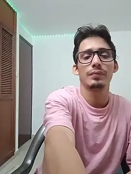 SrIncognito666 online show from May 28, 2026, 1:39 pm