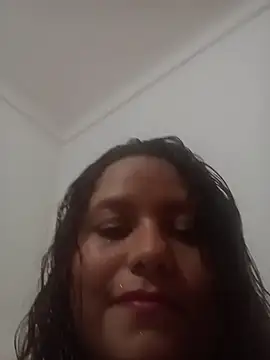 Snapshot of Catalina_sout chatting on July 24, 2026, 12:17 am Catalina sout online show from July 24, 2026, 12:17 am
