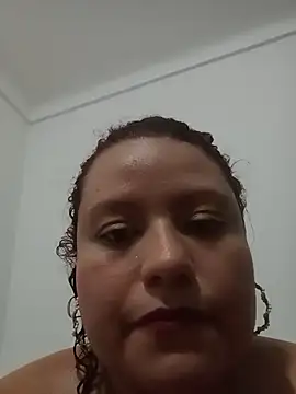 Snapshot of Catalina_sout chatting on June 29, 2026, 7:24 pm Catalina sout online show from June 29, 2026, 7:24 pm
