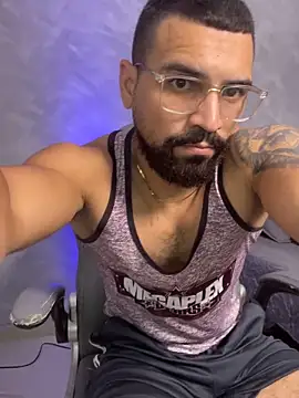 RoccoSaenz online show from May 28, 2026, 6:03 pm