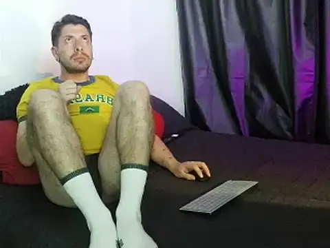 TorresLe online show from July 7, 2026, 2:58 am