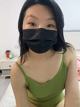 Snapshot of momo-wu chatting on June 1, 2026, 5:56 pm momo-wu online show from June 1, 2026, 5:56 pm