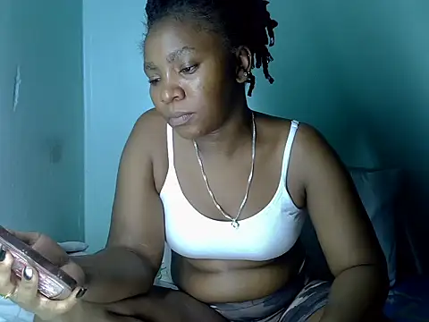 sassykisser online show from May 26, 2026, 7:56 pm