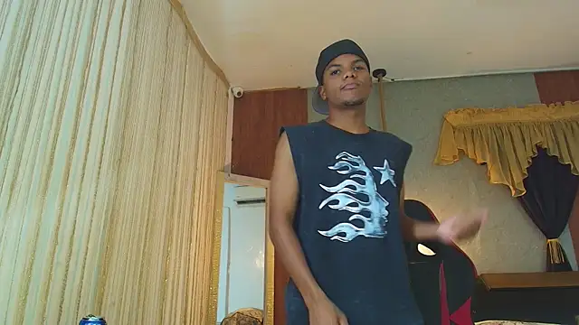 Snapshot of artur_collins_ chatting on June 14, 2026, 2:24 am artur collins online show from June 14, 2026, 2:24 am