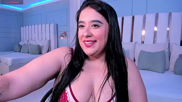 maite graay online show from June 17, 2026, 12:15 pm