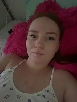 Nicole-2026 online show from May 26, 2026, 2:42 am