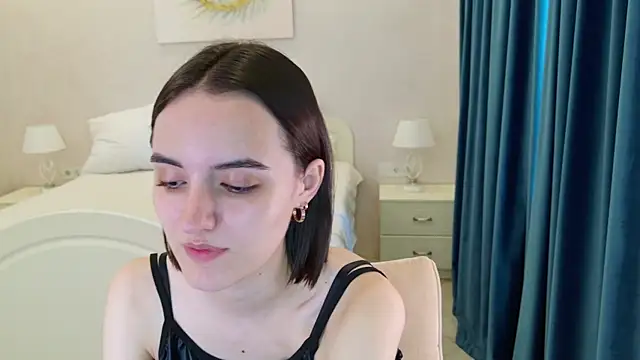 Daisy Heart online show from June 19, 2026, 4:07 am
