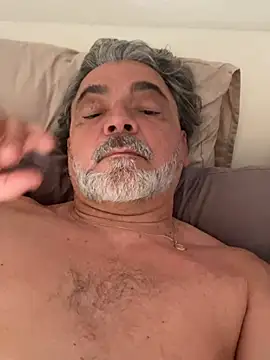 ramoon1965 online show from July 11, 2026, 5:19 am