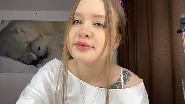 Snapshot of StefiMoon chatting on May 29, 2026, 1:17 pm StefiMoon online show from May 29, 2026, 1:17 pm