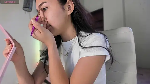sofie bliss online show from May 29, 2026, 3:07 pm