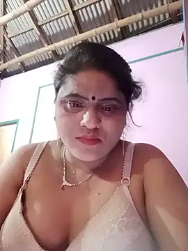 Snapshot of Maya_Vabi chatting on July 9, 2026, 3:11 pm Maya Vabi online show from July 9, 2026, 3:11 pm