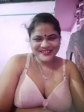 Snapshot of Maya_Vabi chatting on June 14, 2026, 9:16 pm Maya Vabi online show from June 14, 2026, 9:16 pm