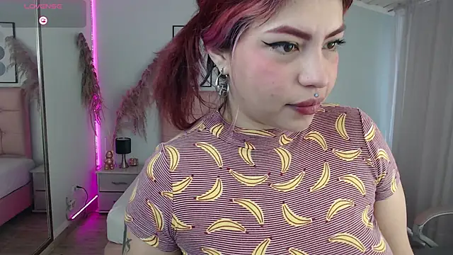 LilMoon  online show from July 17, 2026, 3:09 pm