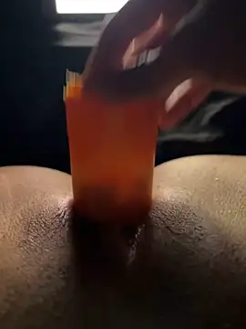 cumslut  22 online show from May 27, 2026, 6:43 am