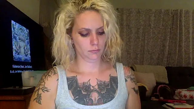 Snapshot of scaryfxckingmary chatting on July 29, 2026, 3:28 am scaryfxckingmary online show from July 29, 2026, 3:28 am