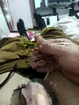 Nyak31bozab online show from December 4, 2025, 11:15 pm