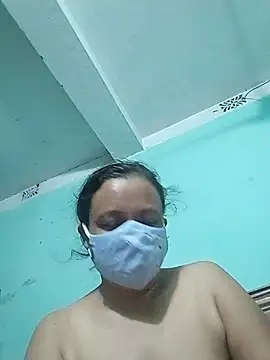 MoonLusty online show from June 30, 2026, 3:45 pm