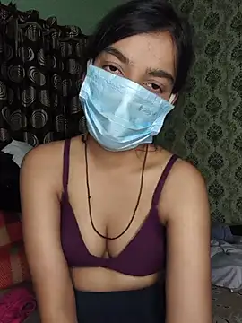 Snapshot of love_kaur chatting on July 2, 2026, 4:46 pm love kaur online show from July 2, 2026, 4:46 pm