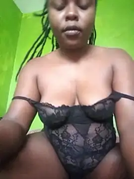 Candi4 online show from June 3, 2026, 12:50 pm