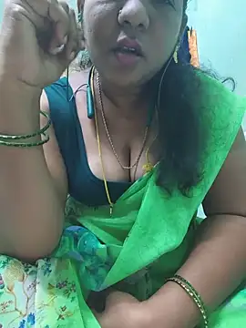 Snapshot of Tamil-kaviya98 chatting on June 11, 2026, 5:32 pm Tamil-kaviya98 online show from June 11, 2026, 5:32 pm