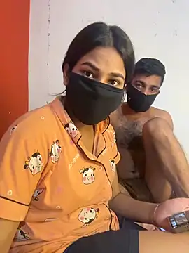 Desi couple100 online show from May 28, 2026, 7:42 pm