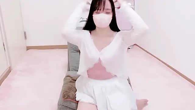 Hikari  o00 online show from July 14, 2026, 1:05 am