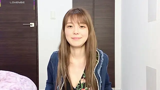Snapshot of -Ria1022- chatting on June 2, 2026, 6:24 am -Ria1022- online show from June 2, 2026, 6:24 am