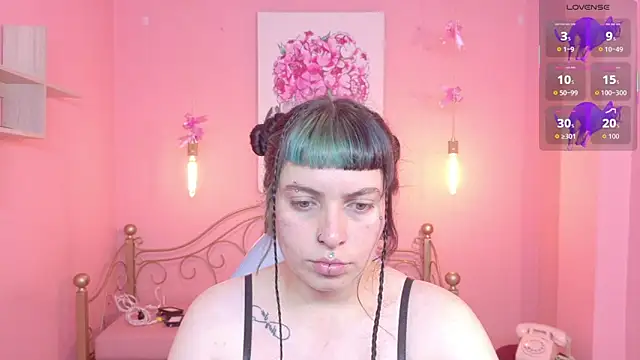 Snapshot of _sofia_smth_xx chatting on June 12, 2026, 1:09 pm sofia smth xx online show from June 12, 2026, 1:09 pm