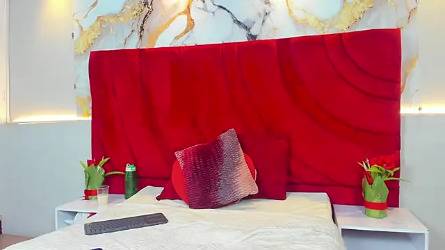 Samanthaa Dessite online show from June 24, 2026, 12:15 pm