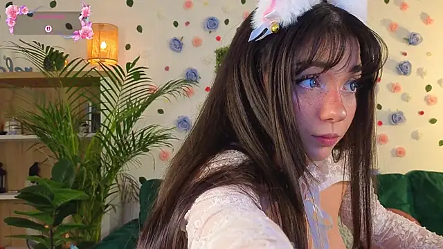 justmeavery online show from June 26, 2026, 3:34 am