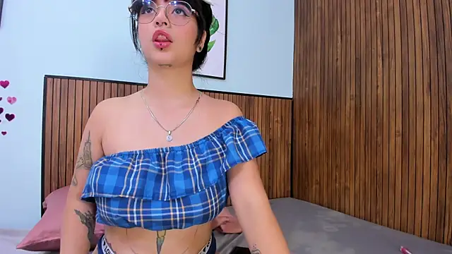 Snapshot of dalia_snow chatting on June 5, 2026, 12:22 pm dalia snow online show from June 5, 2026, 12:22 pm