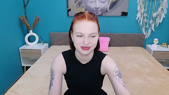 Snapshot of Nora_Finch chatting on June 19, 2026, 10:32 am Nora Finch online show from June 19, 2026, 10:32 am