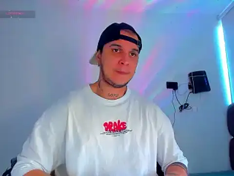 jacob lautnerr online show from July 16, 2026, 10:07 pm