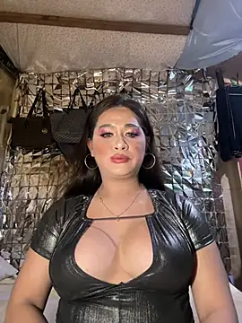 hotsexychick online show from July 1, 2026, 4:40 pm