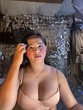 hotsexychick online show from June 21, 2026, 6:14 pm