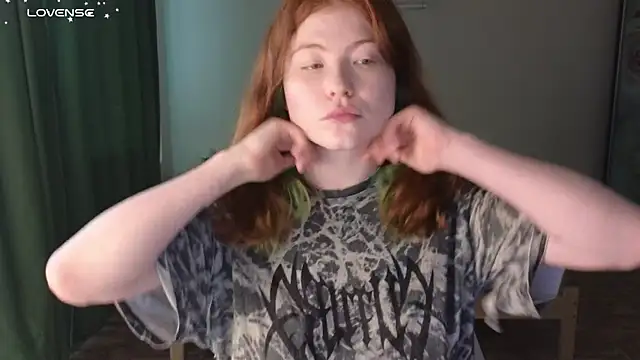 YourGingerCute online show from June 2, 2026, 12:38 pm